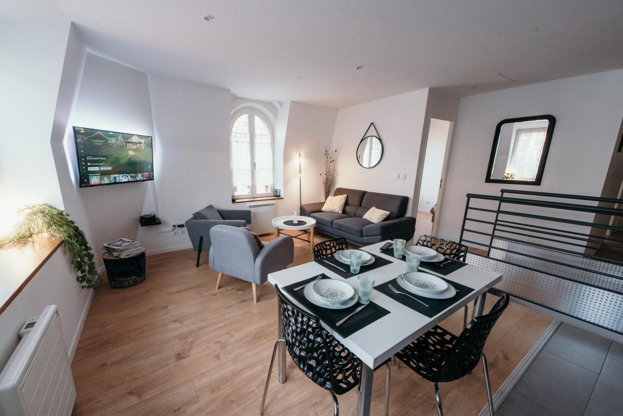 Appartement De Thomas Charleville-Mezieres Exterior photo
